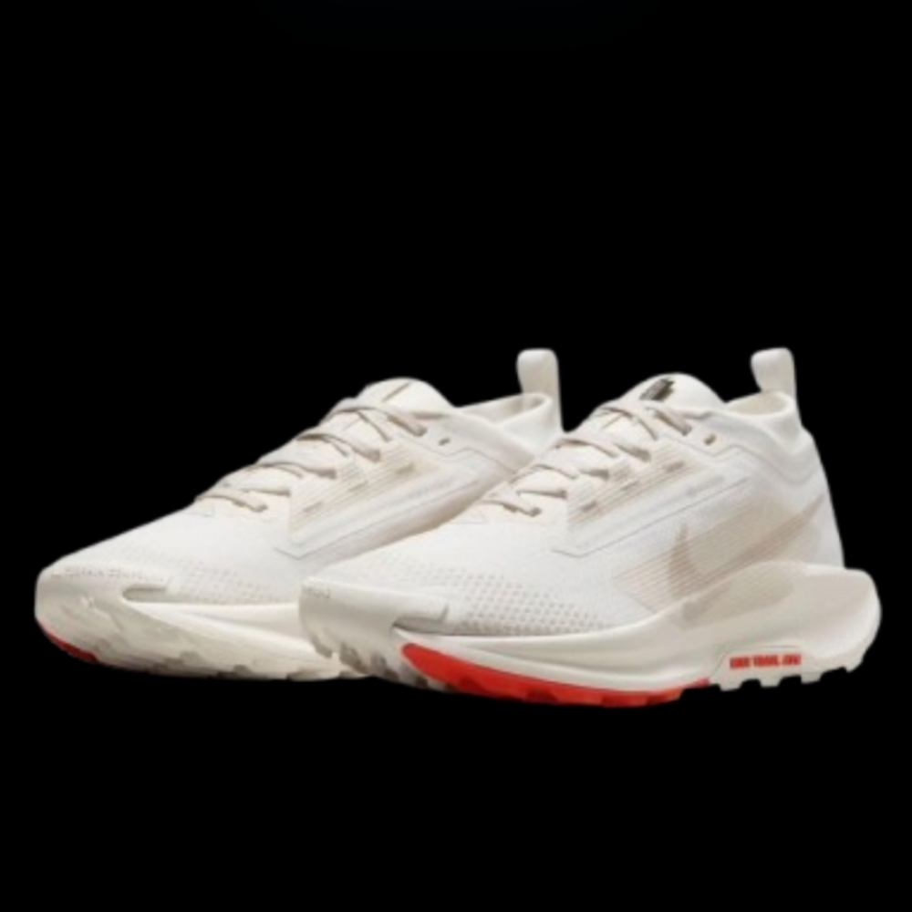 Nike React Pegasus Trail 5 Gore-Tex Womens Size 9.5 Sail Picante Red